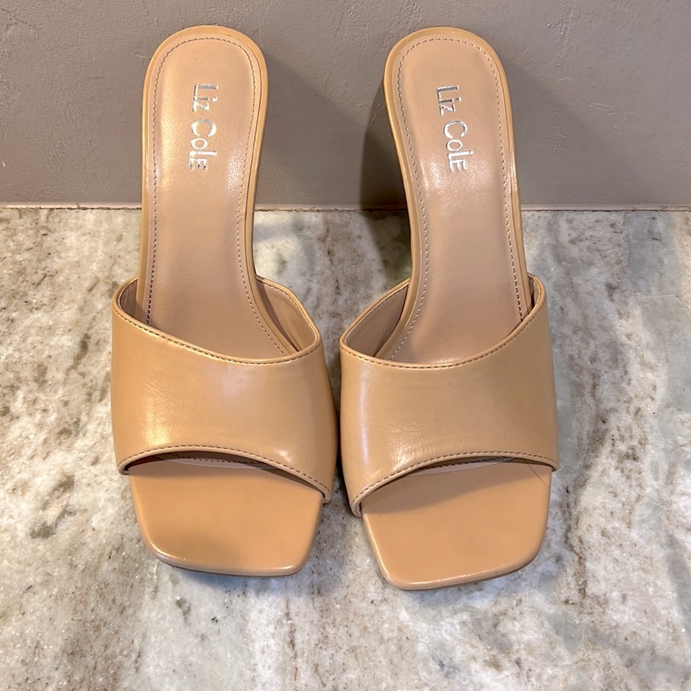 Liz Cole Tan Leather Pumps Size 7.5W